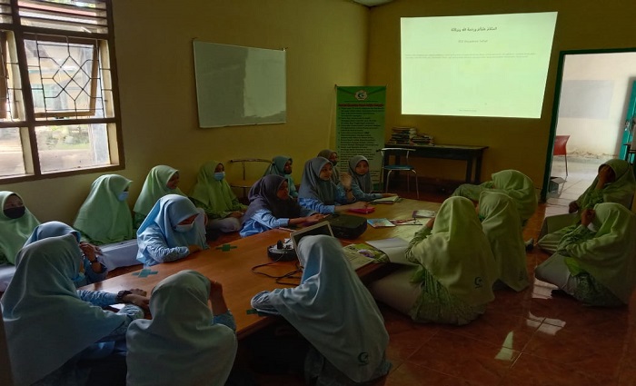 Daftar Calon Santriwati Baru dan Lanjut TP. 2021/2022 Daftar Calon Santriwati Baru dan Lanjut TP. 2021/2022