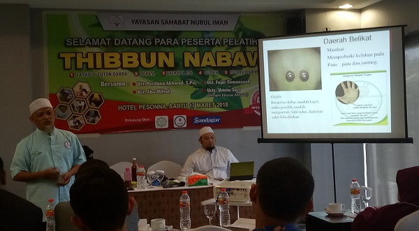 Pelatihan Thibbun Nabawi di Hotel Pesonna, Makassar. (foto: ist/dokpribadi)