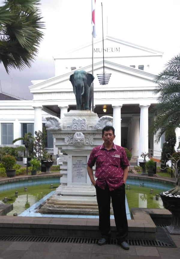 Muhammad Farid Wajdi, saat berkunjung ke Museum Nasional. (foto: ist/dokpribadi)