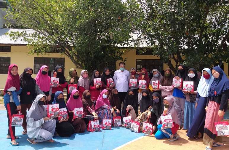 Bantuan dan Sosialisasi CTPS oleh PMI Pangkep