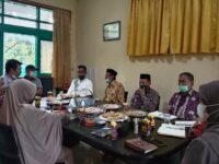 Rapat Persiapan Masuk Sekolah dan Penyerahan SK Pengurus Yayasan