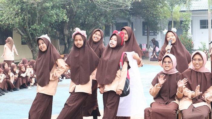 Do'a Memohon Keturunan yang Shalih dan Menyejukkan Mata Do'a Memohon Keturunan yang Shalih dan Menyejukkan Mata