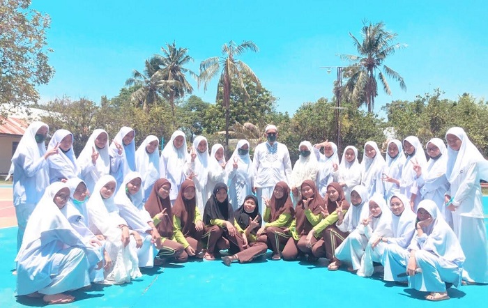PHBS di Pondok Pesantren PHBS di Pondok Pesantren