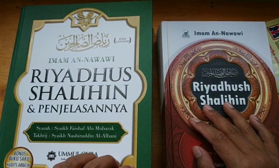 Kitab Terjemahan Riyadush Shalihin. (foto: ist/*) 