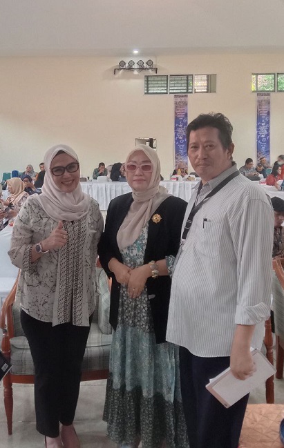 Peserta Kongres, dari kiri ke kanan: Ketua DPRD Sulsel, A. Ina Kartika, Opu Balirante Kedatuan Luwu, Prof Dr A. Ima Kusuma, Budayawan Pangkep, M. Farid W Makkulau. (foto: madidi/*)