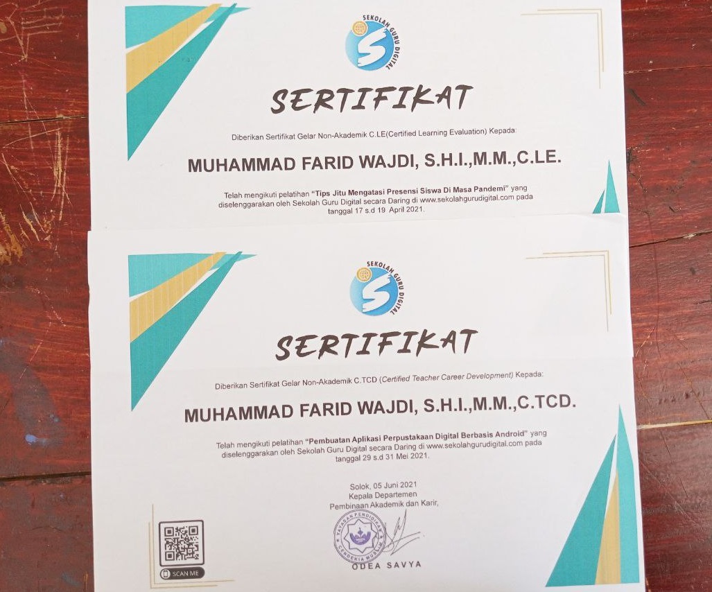 Pelatihan Sekolah Guru Digital di Masa Pandemi Covid-19 Pelatihan Sekolah Guru Digital di Masa Pandemi Covid-19