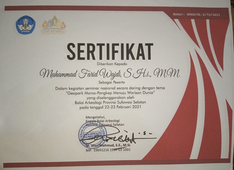 Seminar Nasional "Geopark Maros-Pangkep Menuju Warisan Dunia" Seminar Nasional "Geopark Maros-Pangkep Menuju Warisan Dunia"