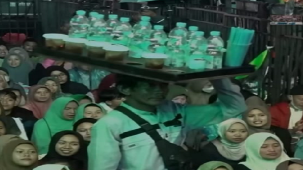 Muslim itu Bersaudara dan Harus Memaafkan Orang yang Dzalim Muslim itu Bersaudara dan Harus Memaafkan Orang yang Dzalim