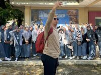 Pengantar Mengenal Filsafat Ilmu