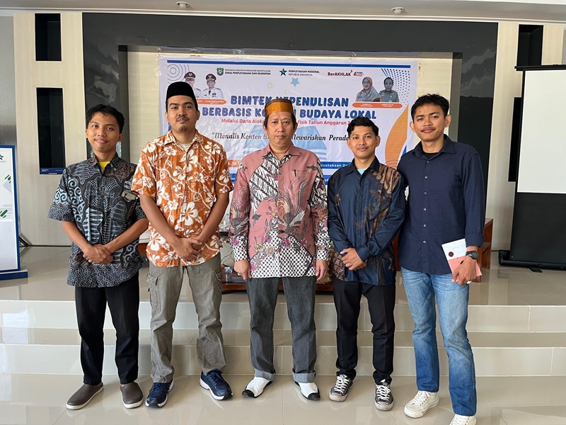 Contoh Silabus Ringkas Mata Kuliah "Pengantar Filsafat Ilmu" Contoh Silabus Ringkas Mata Kuliah "Pengantar Filsafat Ilmu"