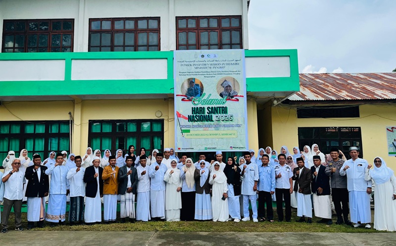 Apel Hari Santri Nasional di Ponpes Modern Putri IMMIM Apel Hari Santri Nasional di Ponpes Modern Putri IMMIM