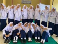 Menulis Puisi untuk Pentas Budaya Arab IV UNHAS (3): Darah Palestina, Luka Peradaban