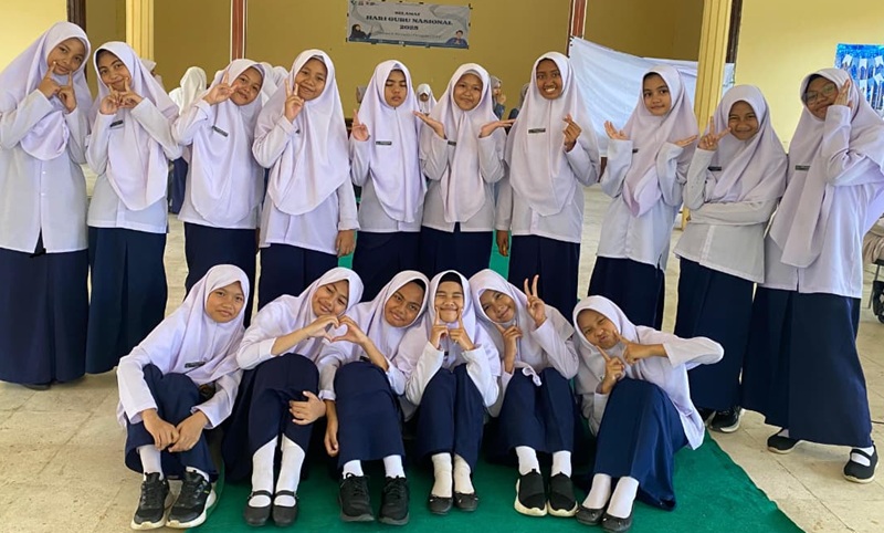 Menulis Puisi untuk Pentas Budaya Arab IV UNHAS (3): Darah Palestina, Luka Peradaban Menulis Puisi untuk Pentas Budaya Arab IV UNHAS (3): Darah Palestina, Luka Peradaban