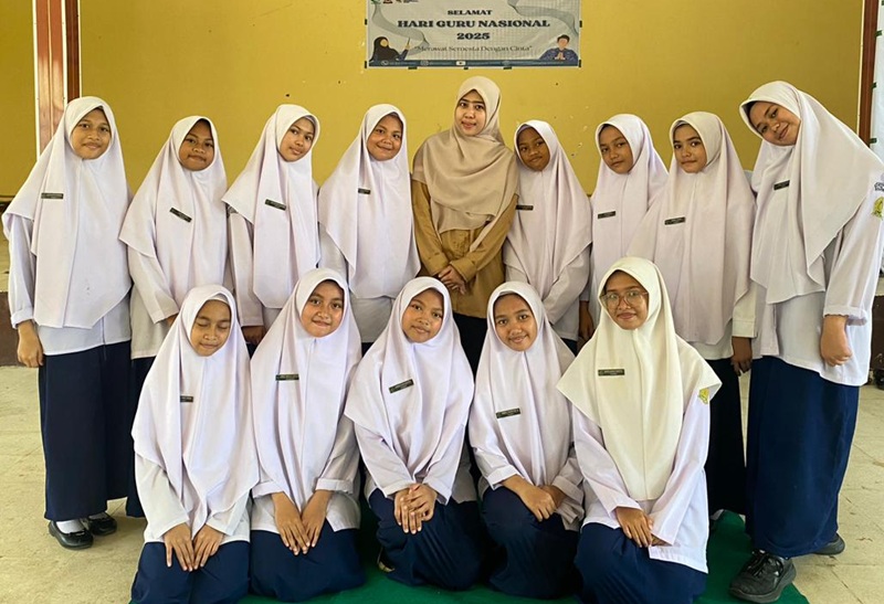 Menulis Puisi untuk Pentas Budaya Arab IV UNHAS (2): Bahasa Arab: Jiwa dan Jati Diri Menulis Puisi untuk Pentas Budaya Arab IV UNHAS (2): Bahasa Arab: Jiwa dan Jati Diri
