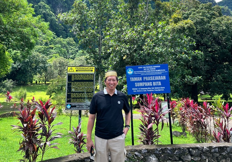 Survey Lokasi Taman Purbakala/Kawasan Cagar Budaya Sumpangbita Survey Lokasi Taman Purbakala/Kawasan Cagar Budaya Sumpangbita