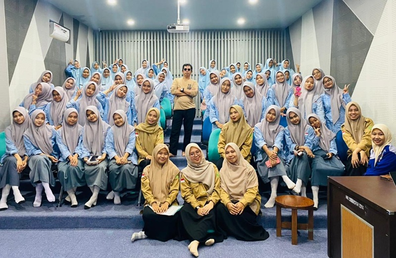 Prestasi Akademik dan Non Akademik dalam Tahun 2025 Prestasi Akademik dan Non Akademik dalam Tahun 2025