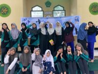 Mengajar Bab I Qurdis dan Bab I Fikih Kelas VIII SMP