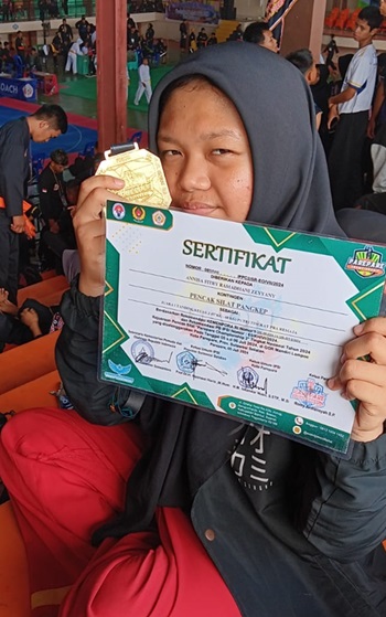 Annisa Fitry Ramadhani Zeyyany